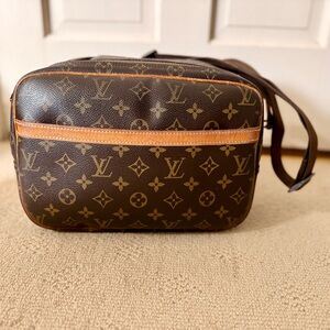 Vintage Louis Vuitton LV Monogram Reporter PM